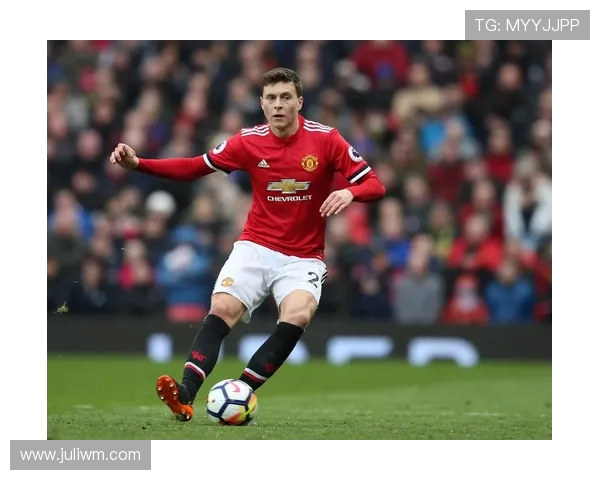 罗马诺曝维拉接近免签曼联后卫林德洛夫即将完成转会 罗马诺曝维拉接近免签曼联后卫林德洛夫即将完成转会