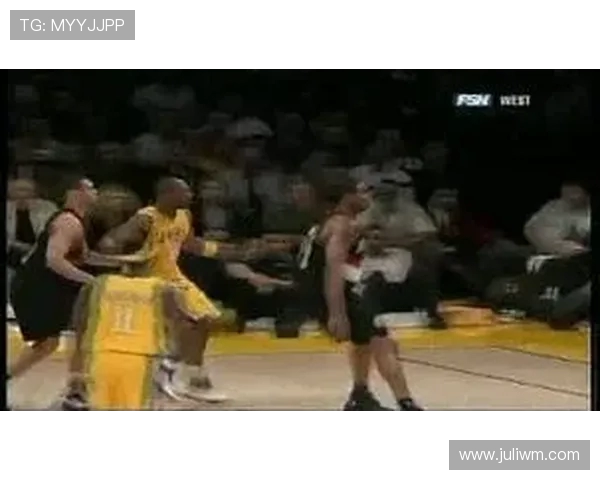 原创东契奇创纪录，勇士调整阵容，浓眉交易有新动态